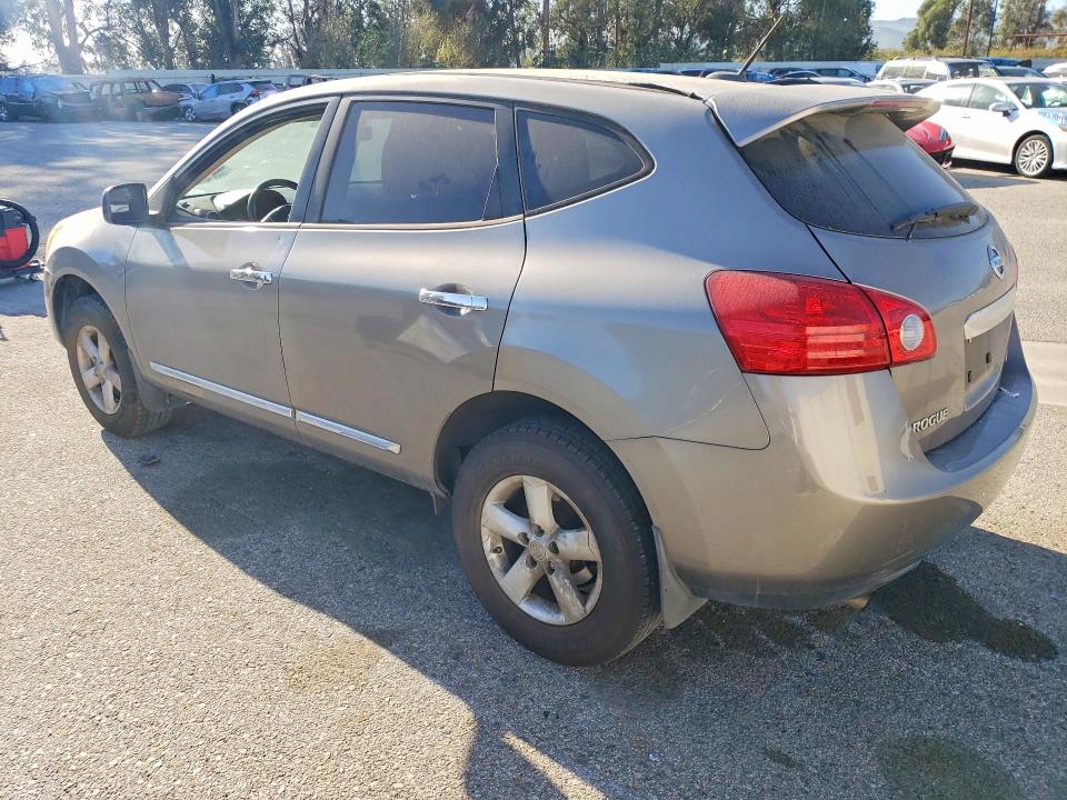 Photo 2 from auction – 2012 NISSAN ROGUE S with VIN JN8AS5MT0CW609501