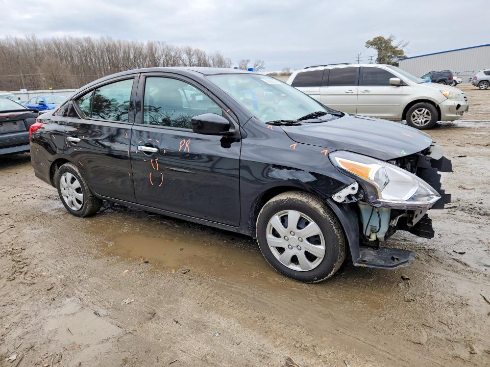Zdjęcie 4 z aukcji – 2015 NISSAN VERSA z VIN 3N1CN7AP5FL867766