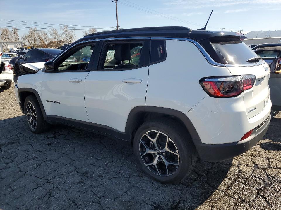 Photo 2 from auction – 2025 JEEP COMPASS with VIN 3C4NJDCN5ST615117