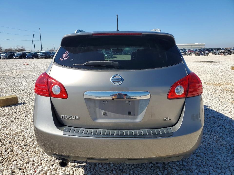 Foto 6 de la subasta – 2013 NISS ROGUE con VIN JN8AS5MT2DW515878
