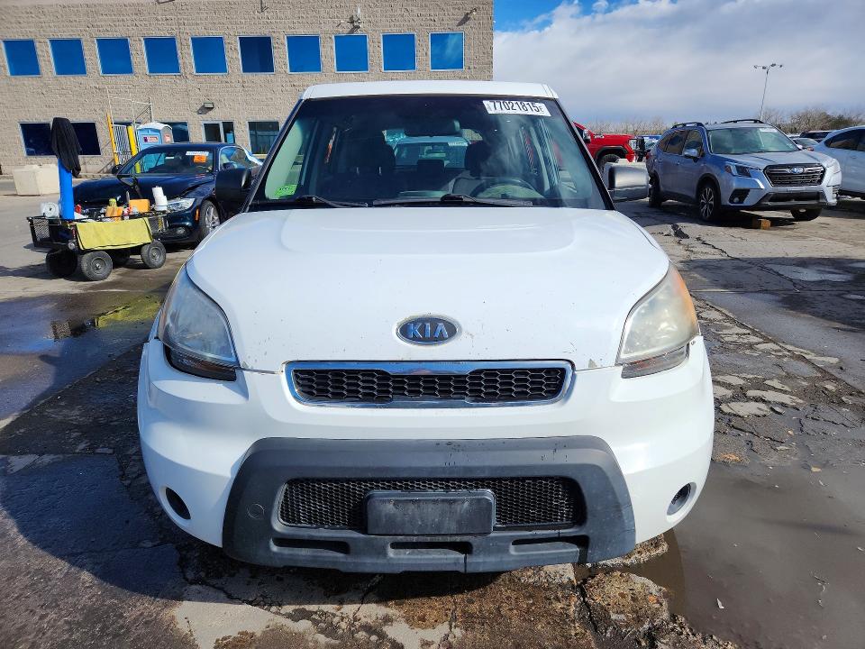 Photo 5 from auction – 2011 KIA SOUL with VIN KNDJT2A16B7267281