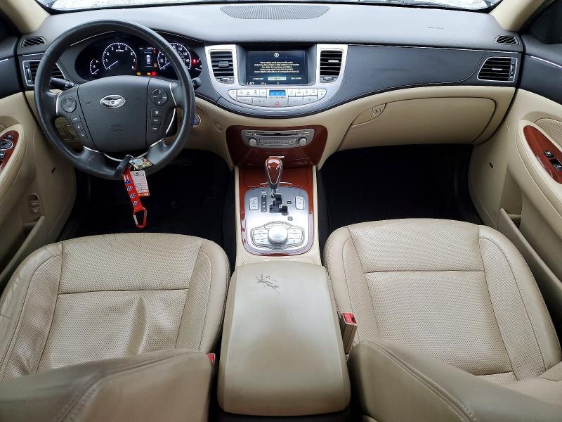 Photo 8 from auction – 2014 HYUNDAI GENESIS with VIN KMHGC4DH2EU265995