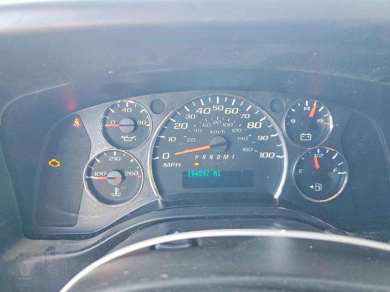 Photo 9 from auction – 2017 CHEVROLET EXPRESS G2500 with VIN 1GCWGAFF0H1131829
