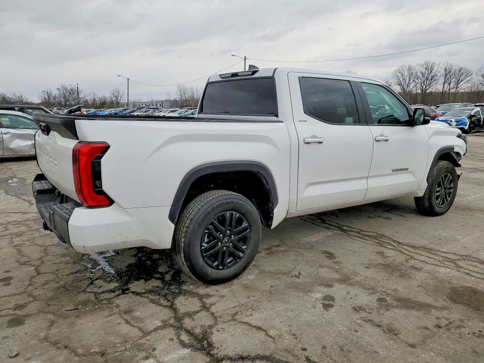 Photo 3 from auction – 2026 TOYOTA TUNDRA with VIN 5TFLA5DBXTX345891