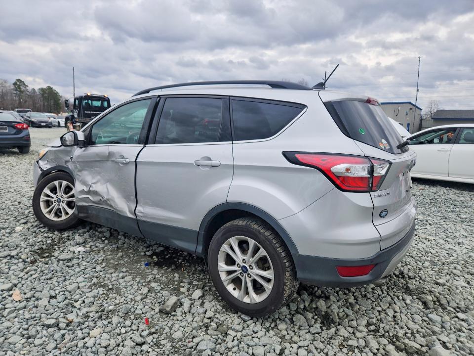 Photo 2 from auction – 2018 FORD ESCAPE with VIN 1FMCU0HD0JUB20086