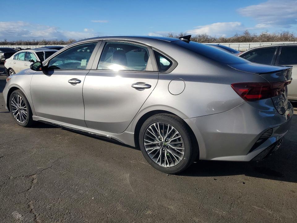 Photo 2 from auction – 2023 KIA FORTE with VIN 3KPF54AD8PE680736