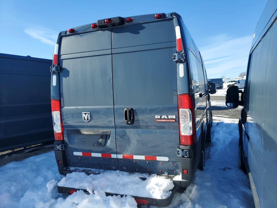 Photo 3 from auction – 2020 RAM PROMASTER with VIN 3C6URVJG9LE136470