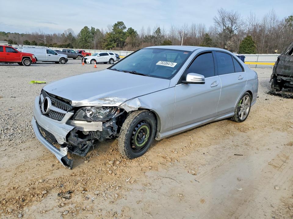 MERCEDES-BENZ C 2011 with VIN WDDGF5EB5BA460732 - Photo from auction