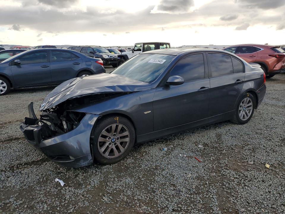 BMW 328 2007 with VIN WBAVA37567NL17653 - Photo from auction