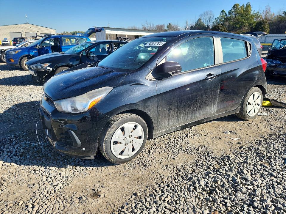 CHEVROLET SPARK 2017 with VIN KL8CB6SA4HC733008 - Photo from auction
