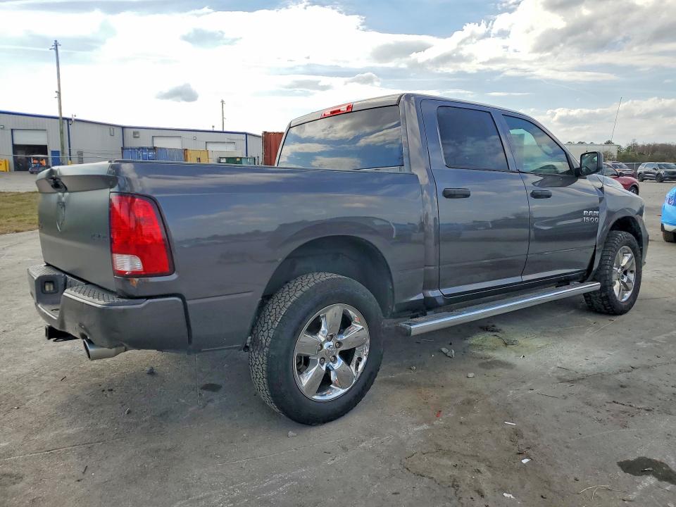 Photo 3 from auction – 2018 RAM 1500 with VIN 1C6RR6KTXJS314890
