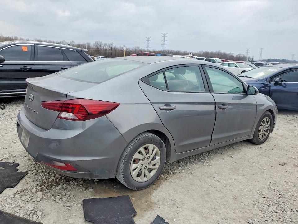 Photo 3 from auction – 2019 HYUNDAI ELANTRA with VIN 5NPD74LF5KH466971