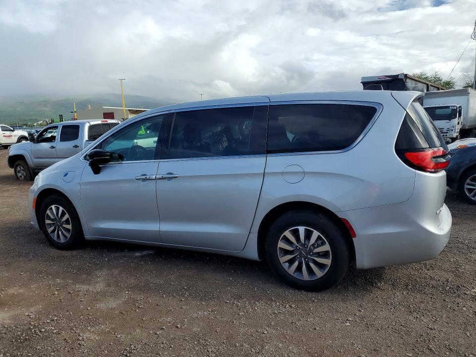 Photo 2 from auction – 2024 CHRYSLER PACIFICA with VIN 2C4RC1S71RR166741