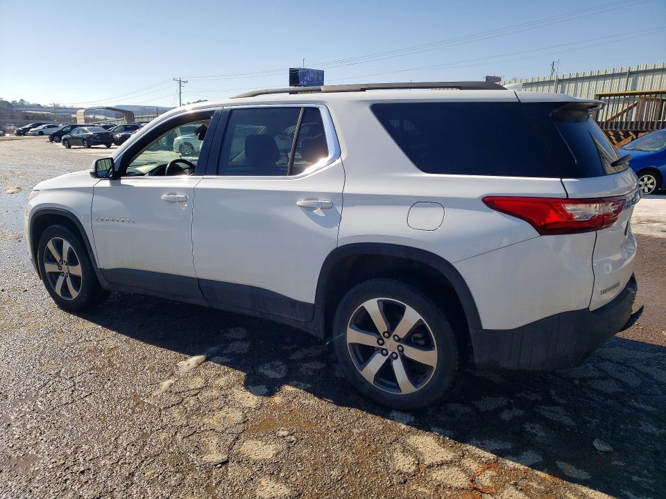 Photo 2 from auction – 2020 CHEV TRAVERSE with VIN 1GNERHKW7LJ290190