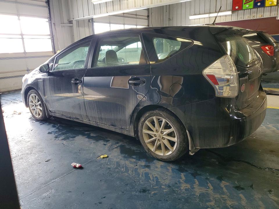 Photo 2 from auction – 2012 TOYOTA PRIUS V with VIN JTDZN3EU6C3043699