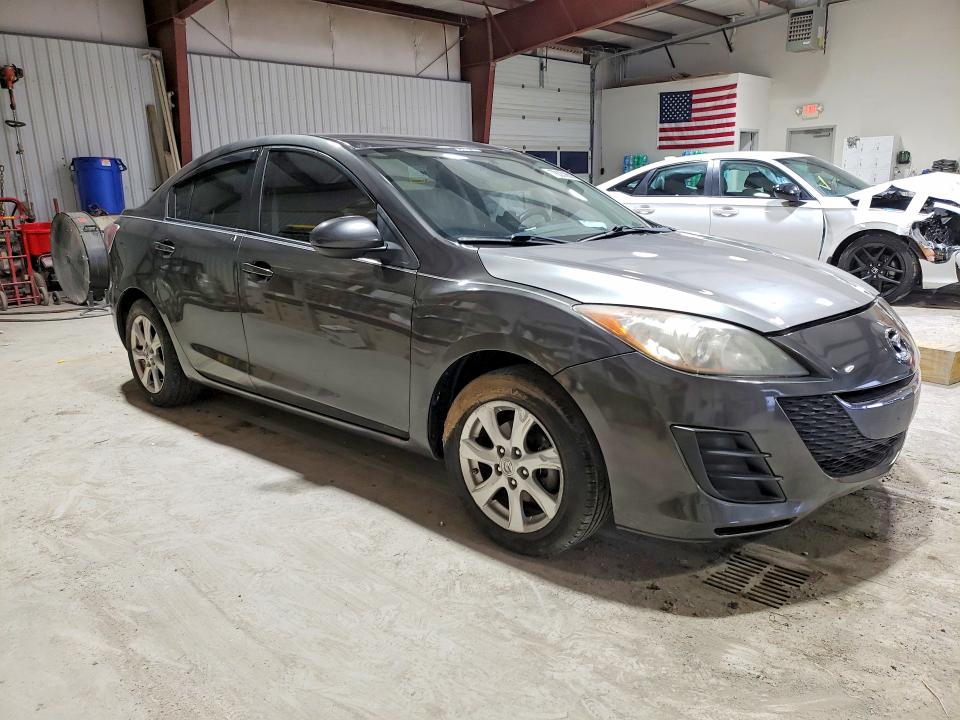 Photo 4 from auction – 2010 MAZDA 3 with VIN JM1BL1SG7A1148612