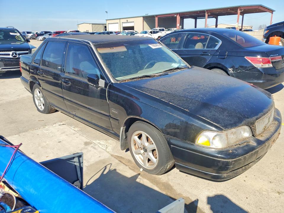 Photo 4 from auction – 1998 VOLV S70 with VIN YV1LS5576W2538977