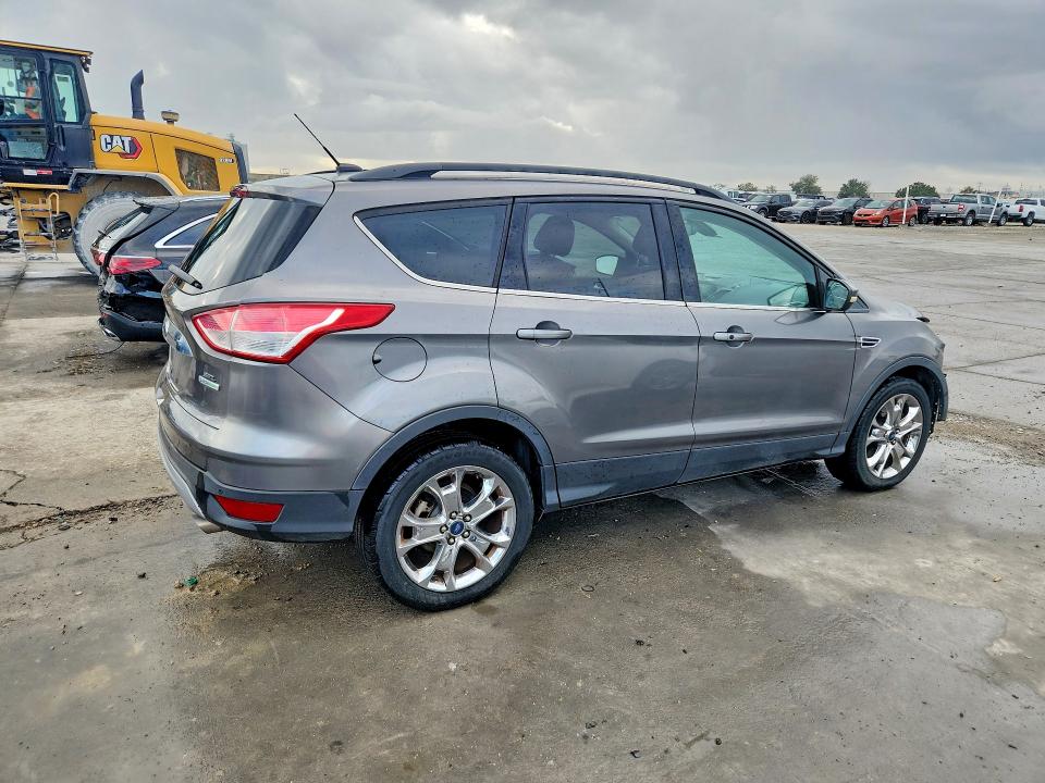 Photo 3 from auction – 2013 FORD ESCAPE SEL with VIN 1FMCU0H9XDUB95992
