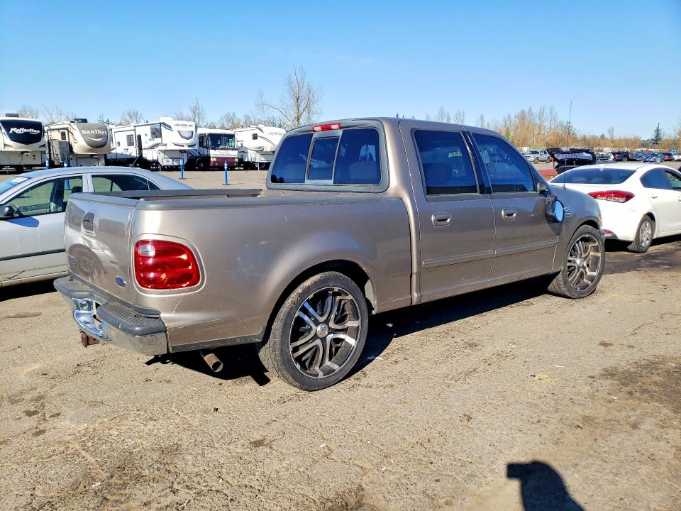 Photo 3 from auction – 2003 FORD F150 with VIN 1FTRW07663KD55263