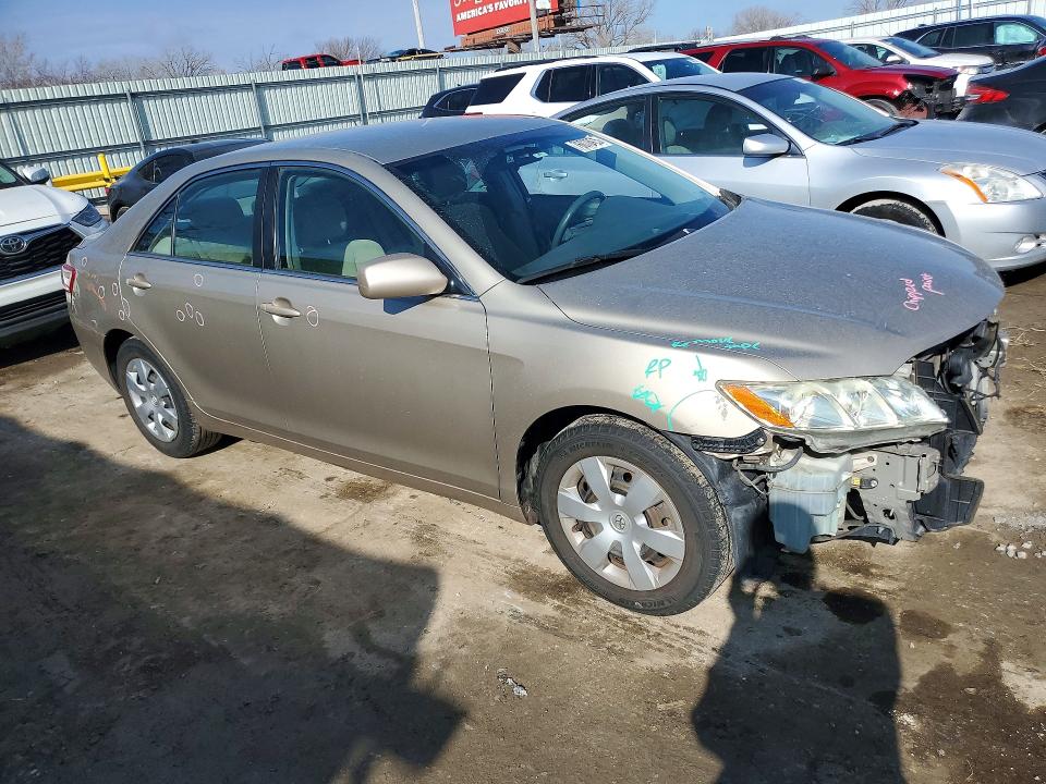 Photo 4 from auction – 2007 TOYOTA CAMRY with VIN 4T1BE46K17U172918