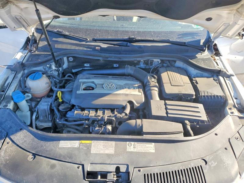Photo 11 from auction – 2014 VOLKSWAGEN CC with VIN WVWBP7AN2EE504650