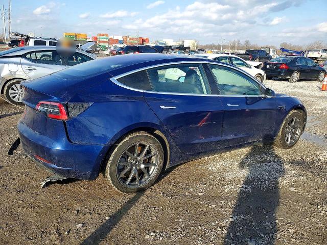 Photo 3 from auction – 2018 TESLA MODEL 3 with VIN 5YJ3E1EA8JF022577