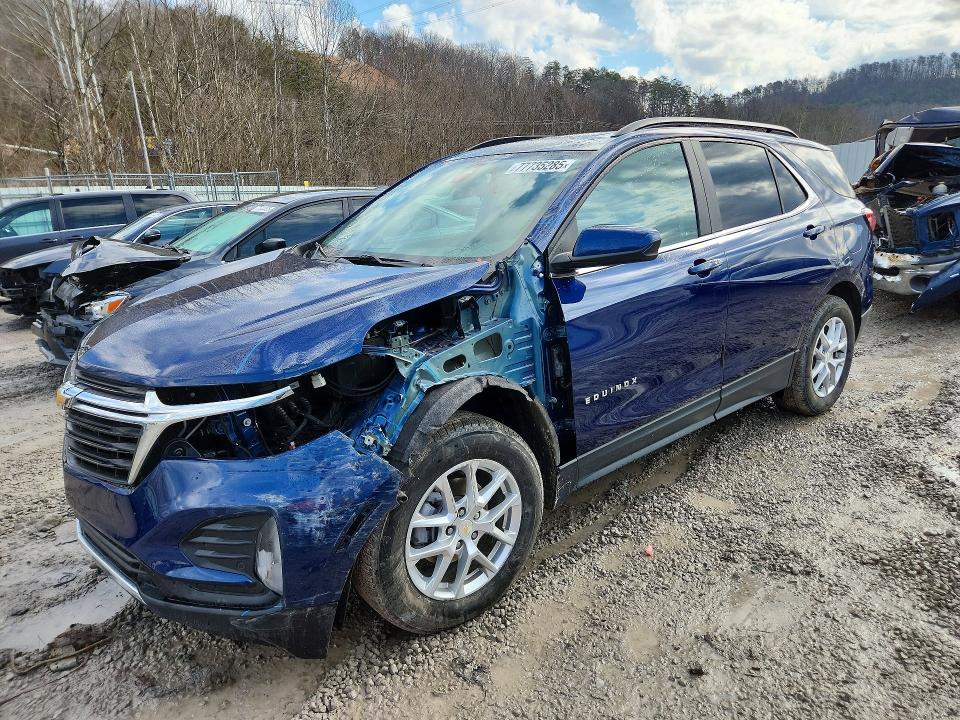 CHEVROLET EQUINOX 2022 with VIN 3GNAXUEVXNL261732 - Photo from auction