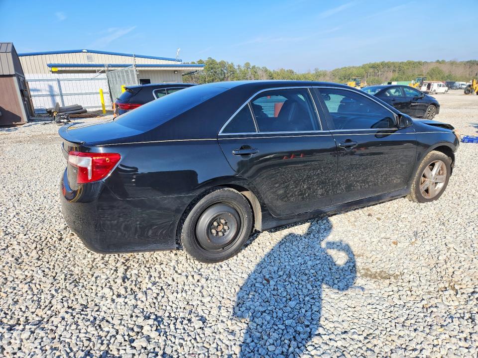 Photo 3 from auction – 2014 TOYOTA CAMRY with VIN 4T1BF1FKXEU751074