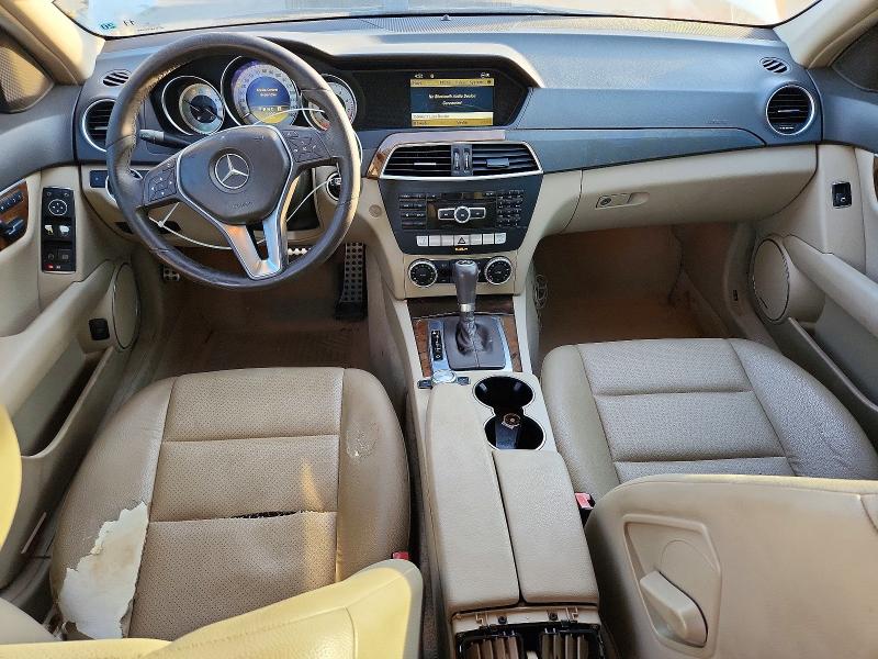 Photo 8 from auction – 2012 MERCEDES-BENZ C 250 with VIN WDDGF4HB7CA617524