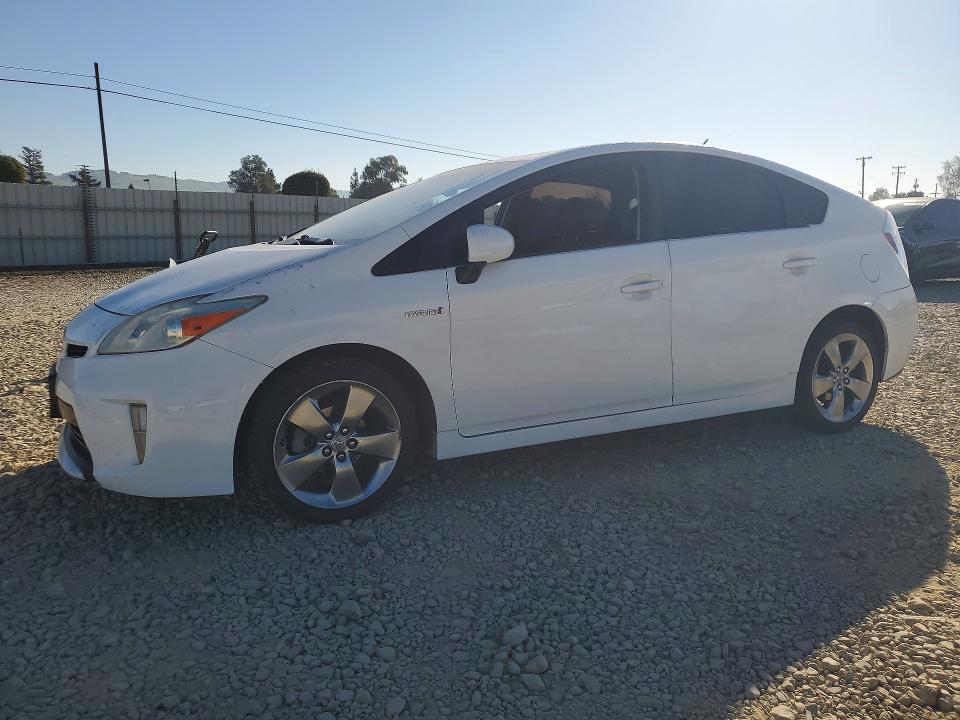 TOYOTA PRIUS 2013 with VIN JTDKN3DU5D5590472 - Photo from auction