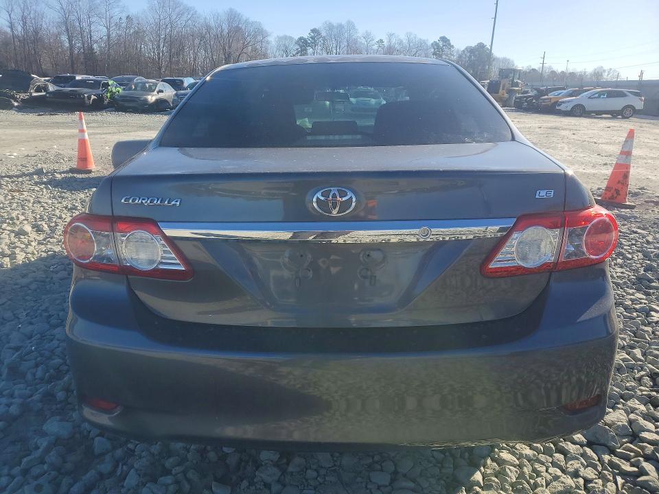 Photo 6 from auction – 2013 TOYOTA COROLLA with VIN 2T1BU4EEXDC008112