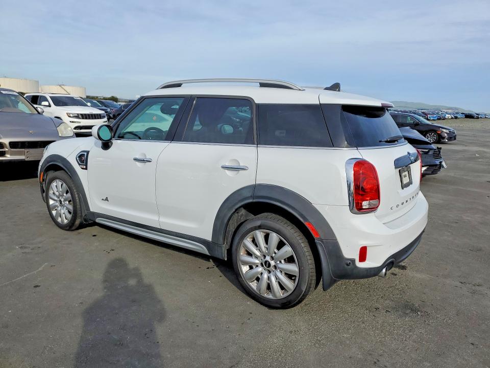 Photo 2 from auction – 2020 MINI COOPER with VIN WMZYX1C07L3L48011