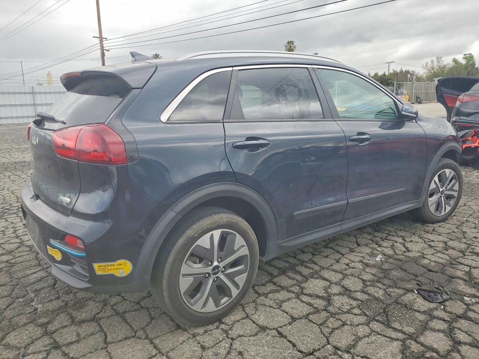 Photo 3 from auction – 2022 KIA NIRO EV with VIN KNDCC3LG7N5124646