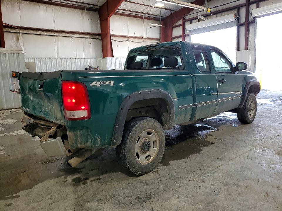 Photo 3 from auction – 2012 GMC SIERRA with VIN 1GT22ZCG1CZ237659