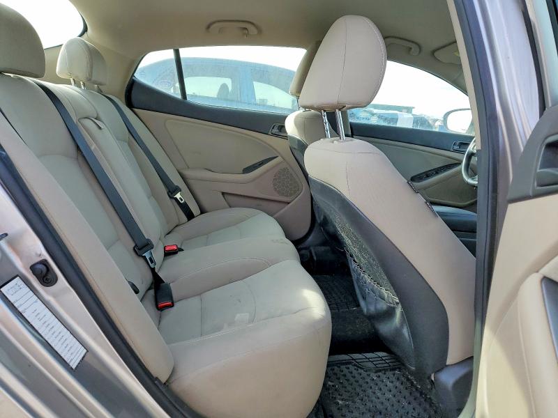 Photo 10 from auction – 2014 KIA OPTIMA with VIN 5XXGM4A79EG349069