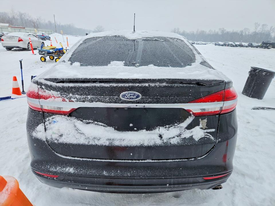 Photo 6 from auction – 2018 FORD FUSION with VIN 3FA6P0SU1JR266074
