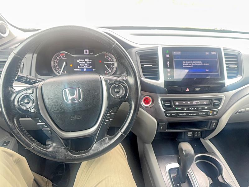 Photo 9 from auction – 2016 HONDA PILOT with VIN 5FNYF5H53GB019698