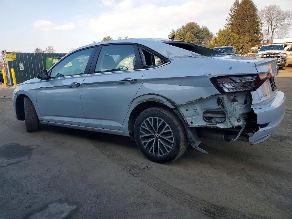 Photo 2 from auction – 2019 VOLKSWAGEN JETTA with VIN 3VWC57BU9KM015732