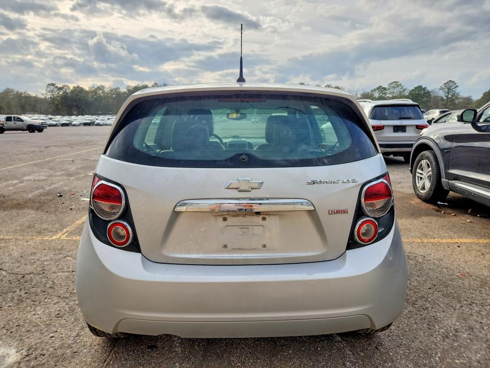 Photo 6 from auction – 2014 CHEVROLET SONIC with VIN 1G1JE6SB2E4227271