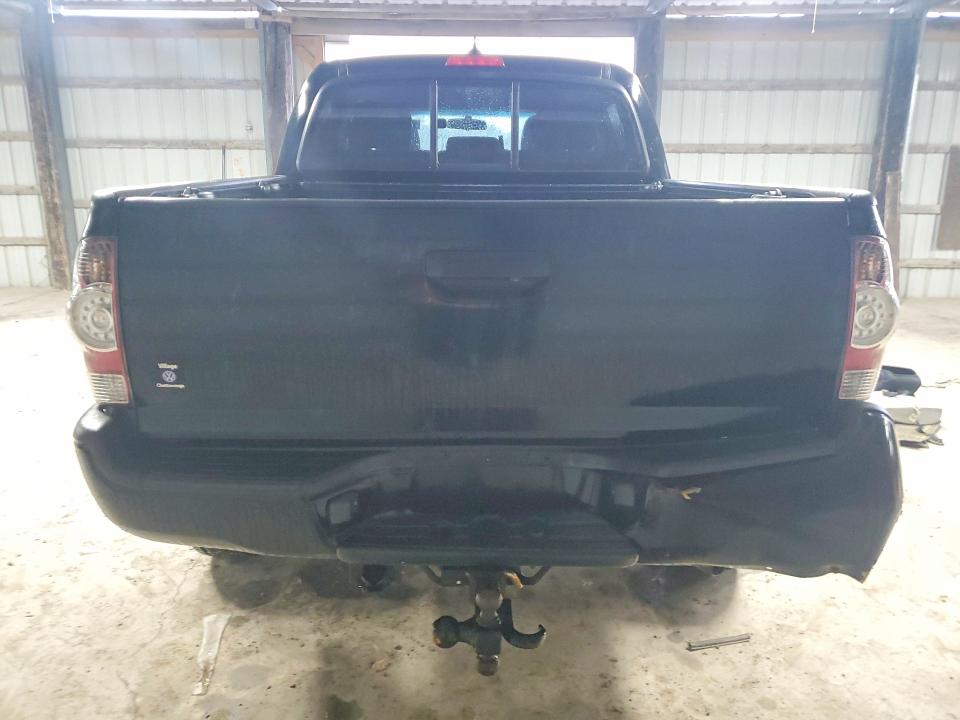 Photo 6 from auction – 2014 TOYOTA TACOMA with VIN 3TMLU4EN5EM161297