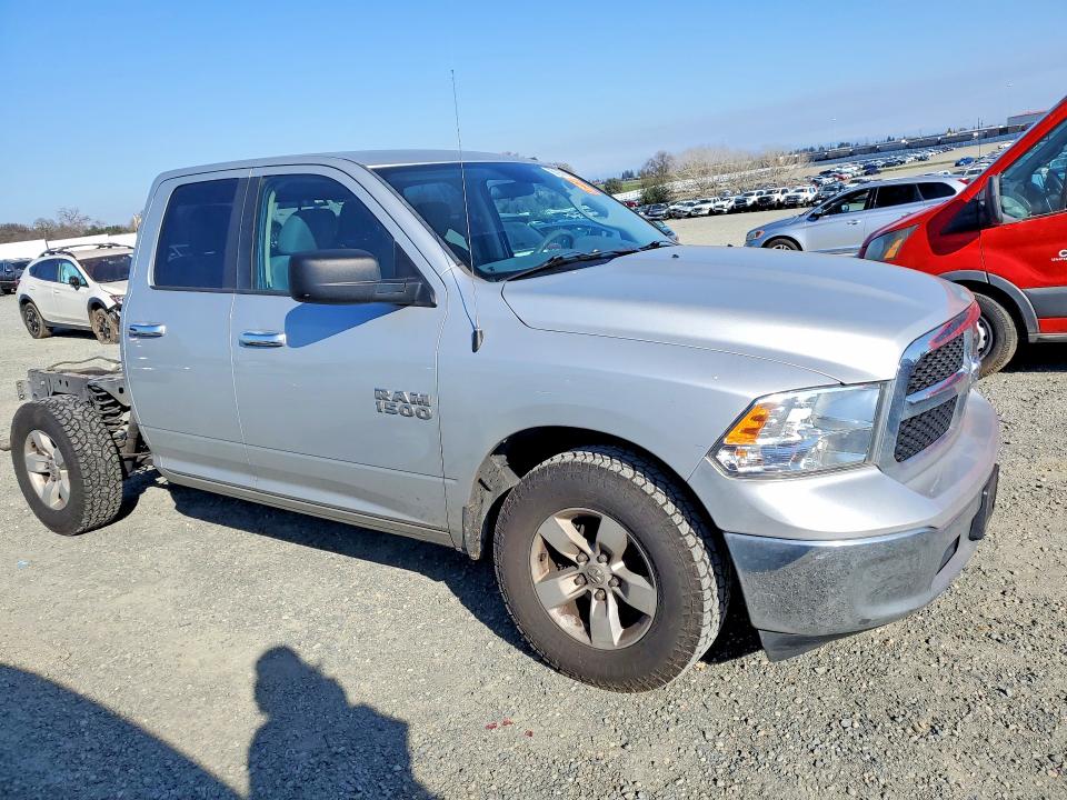 Photo 4 from auction – 2017 RAM 1500 with VIN 1C6RR6GG8HS679249