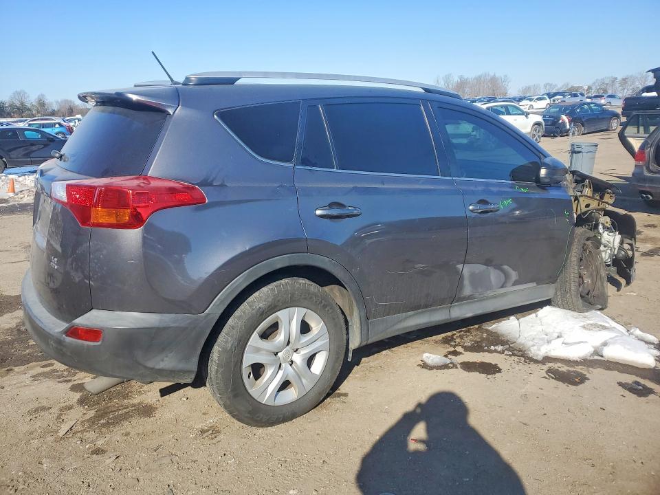 Photo 3 from auction – 2014 TOYOTA RAV4 LE with VIN 2T3BFREV8EW226242