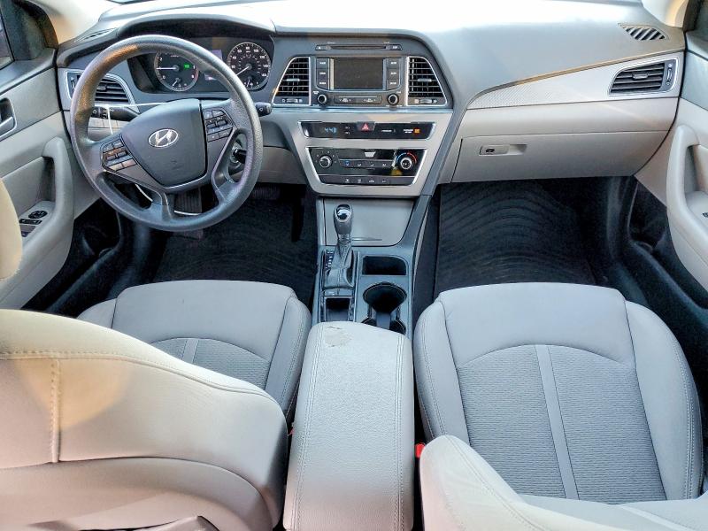 Photo 8 from auction – 2015 HYUNDAI SONATA SE with VIN 5NPE24AF4FH179049