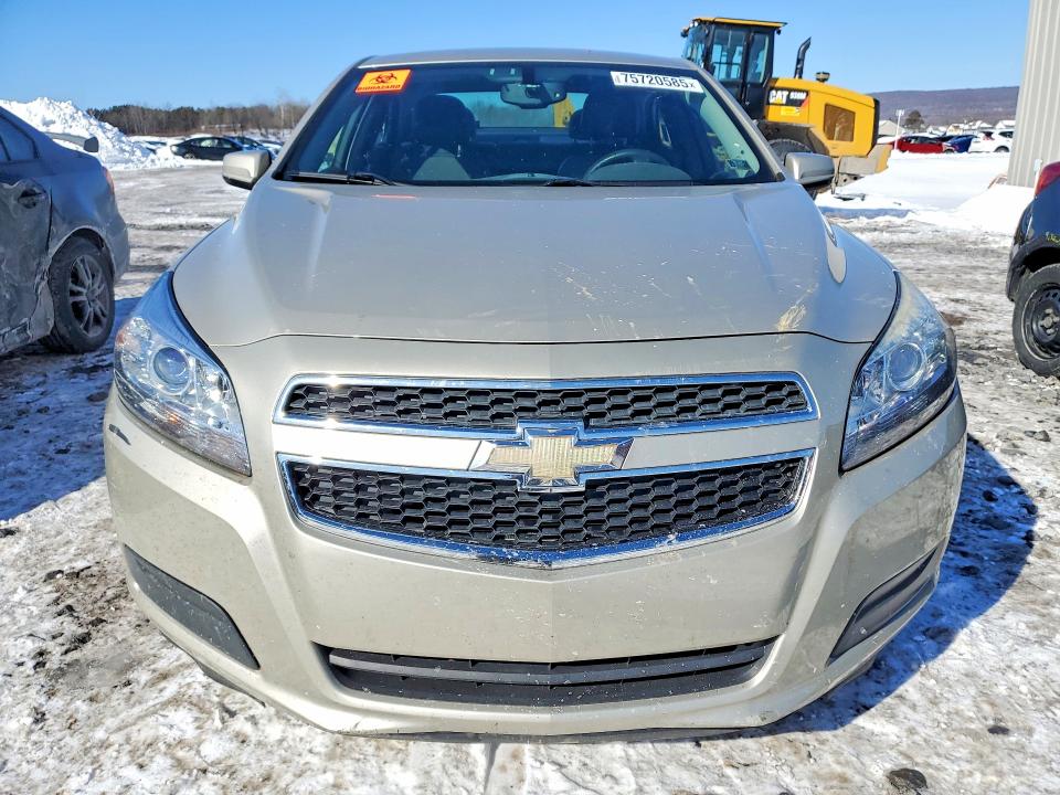 Photo 5 from auction – 2013 CHEVROLET MALIBU with VIN 1G11C5SA8DF210789