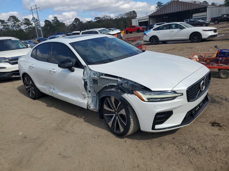 Photo 4 from auction – 2022 VOLVO S60 with VIN 7JRL12FZ2NG160148