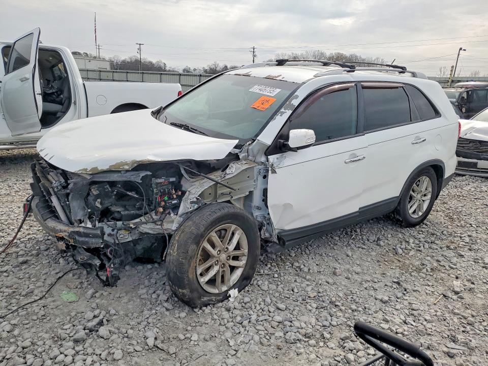 Photo 1 from auction – 2014 KIA SORENTO with VIN 5XYKT3A63EG442406