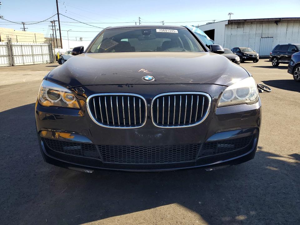 Zdjęcie 5 z aukcji – 2015 BMW 740 z VIN WBAYA6C52FG273139