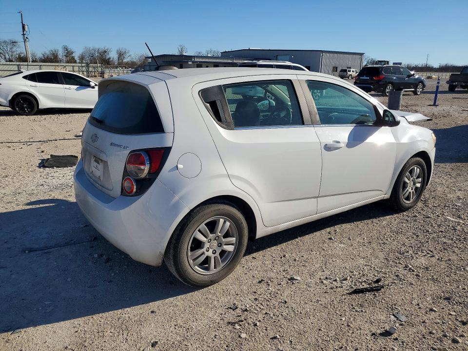 Photo 3 from auction – 2016 CHEVROLET SONIC with VIN 1G1JC6SH8G4177554