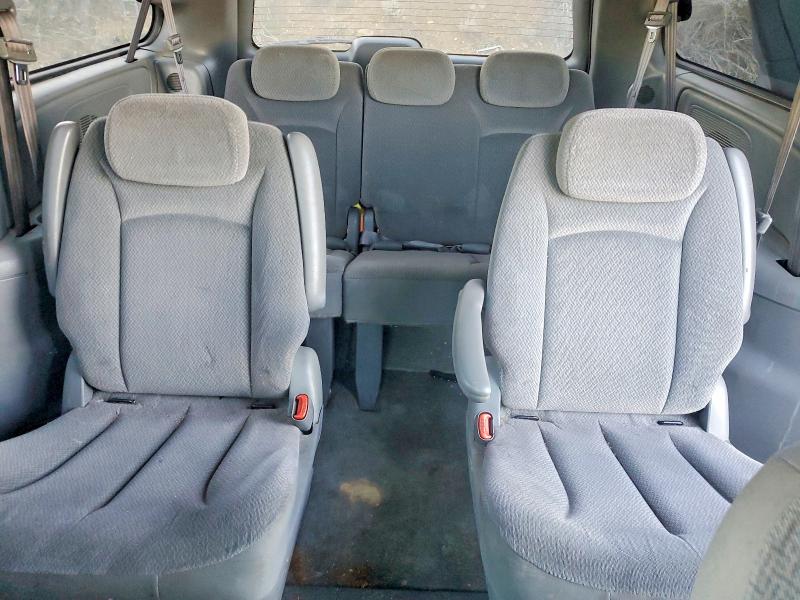 Photo 10 from auction – 2005 DODGE GRAND CARA with VIN 2D4GP44L75R159345