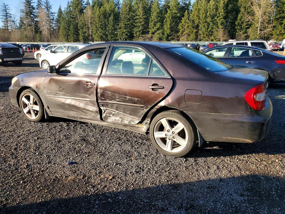 Photo 2 from auction – 2004 TOYOTA CAMRY LE with VIN 4T1BE32K04U809700